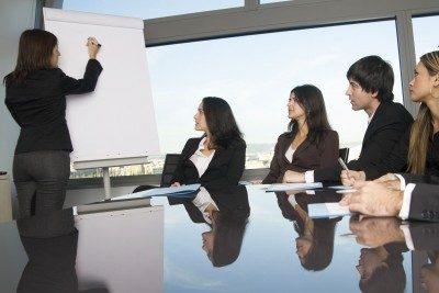 Trainer presenting to a group